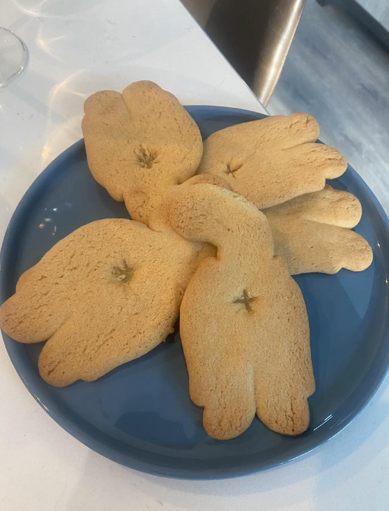 Cat butt cookies