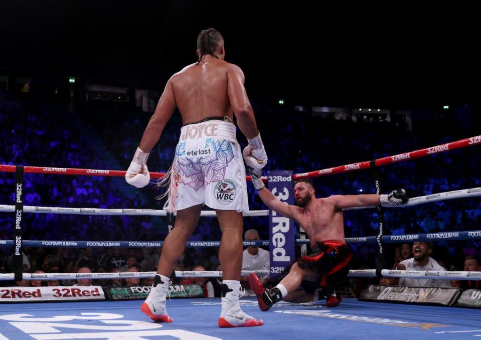 Joe Joyce (left) knocked down Joseph Parker in the 11th round (Ian Hodgson/PA) (PA Wire)