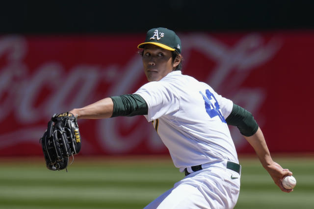 A's move Japanese rookie Fujinami to bullpen