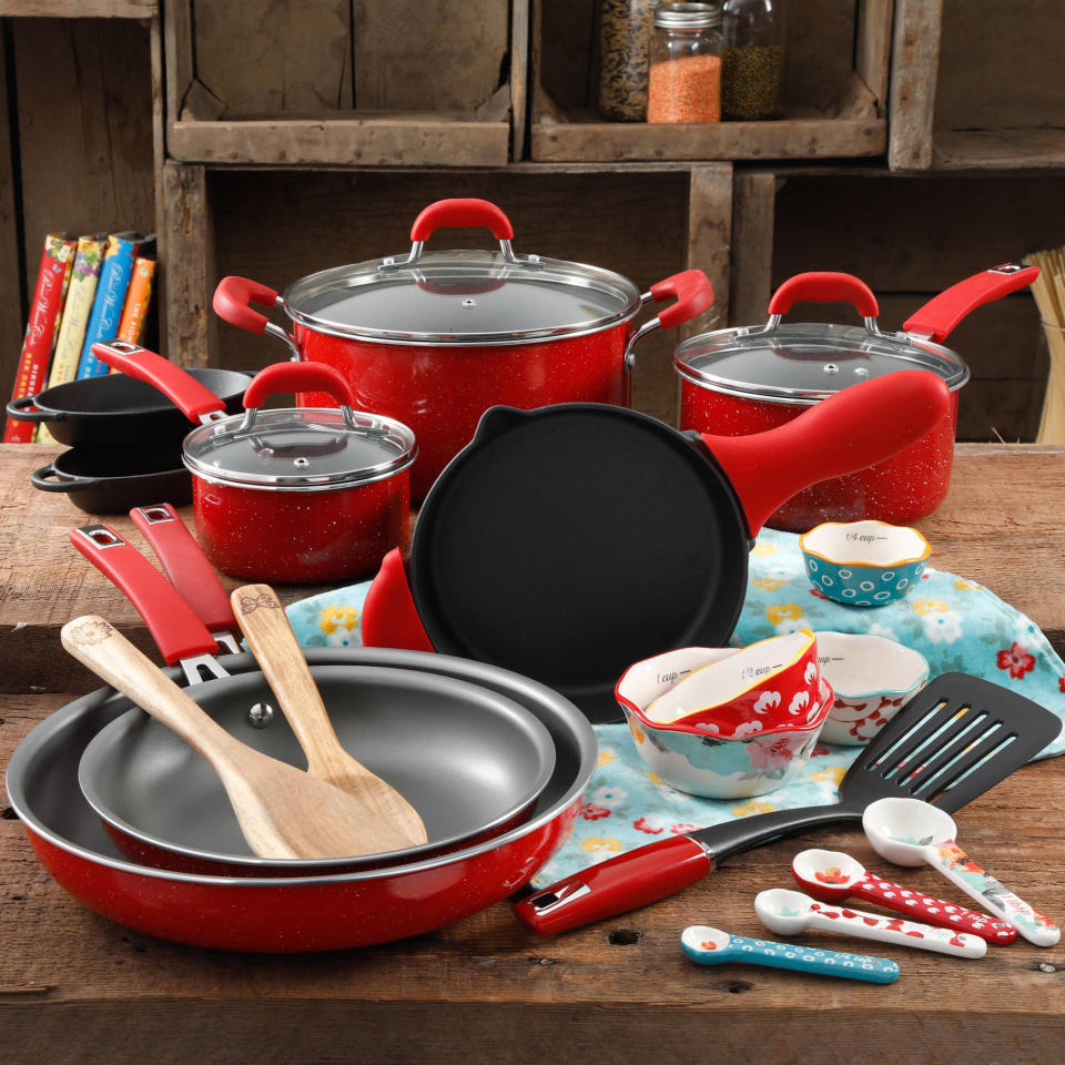 The Pioneer Woman Vintage Speckle 24 Piece Cookware Combo Set