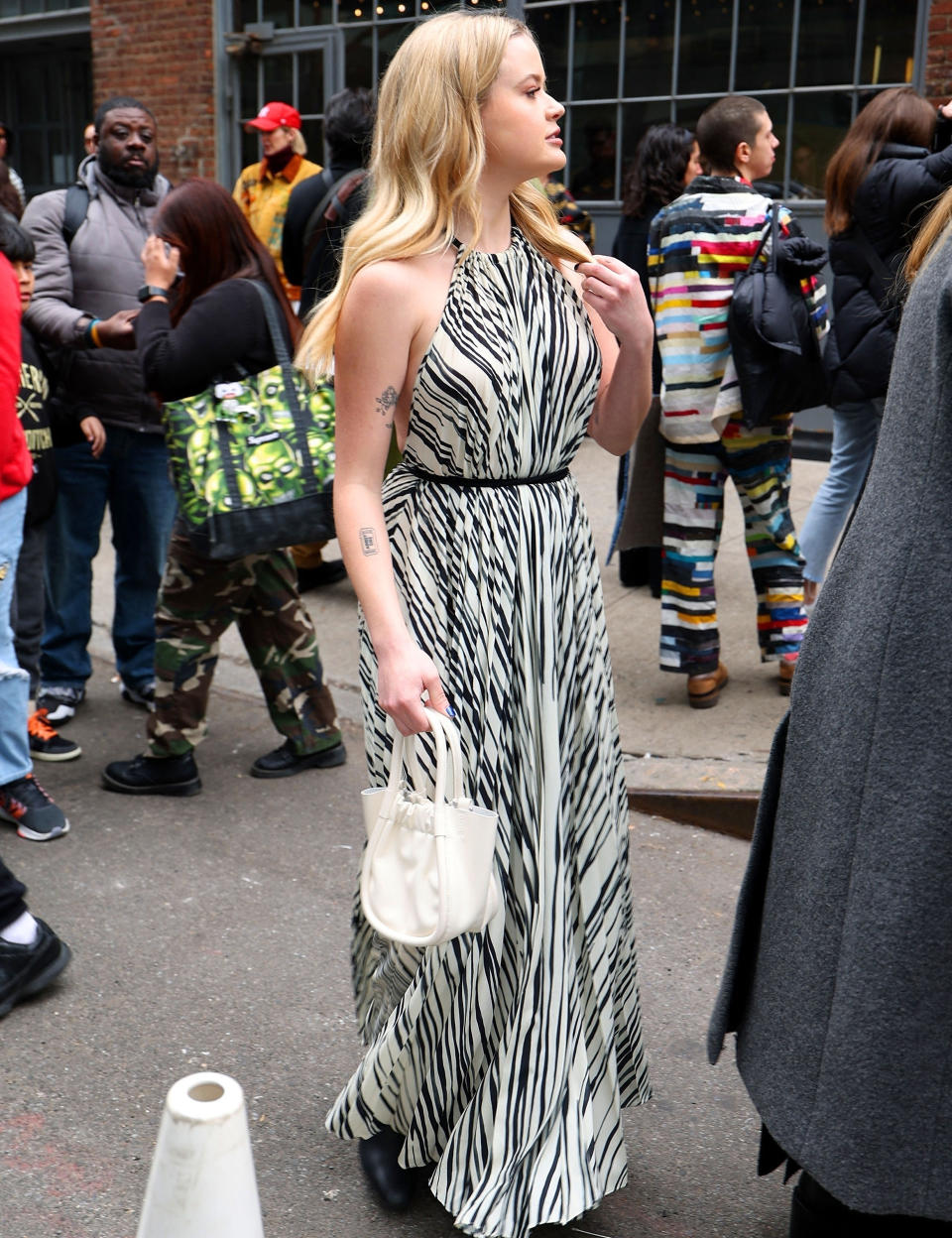 AVA ELIZABETH PHILLIPPE AU DÉFILÉ AUTOMNE-HIVER 2024-2025 PROENZA SCHOULER