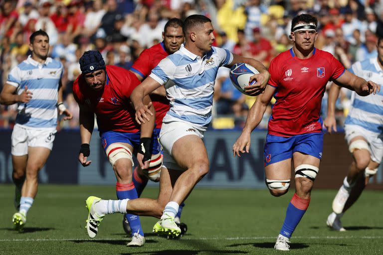 Martin Bogado apareció con uno de los ocho tries de los Pumas ante Chile