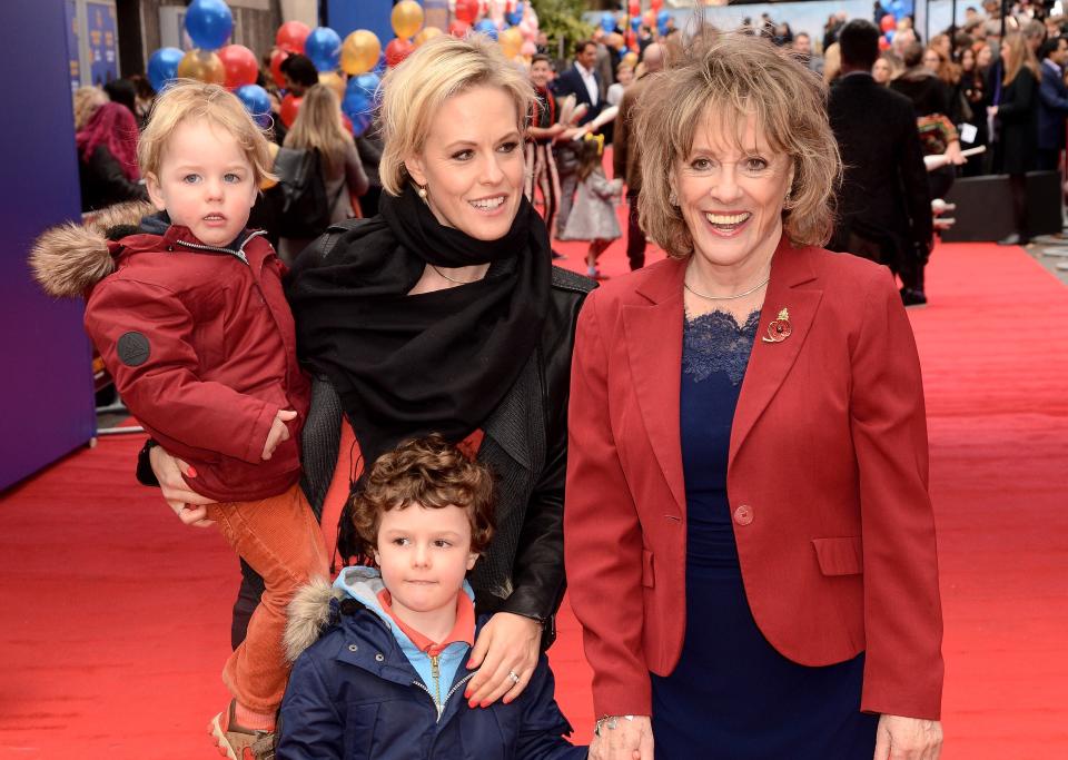 Esther Rantzen with her daughter Rebecca and two of her grandchildren. (Getty Images)