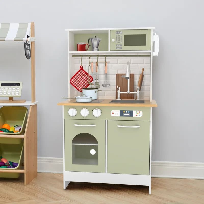 9) Little Chef Boston Play Kitchen Set