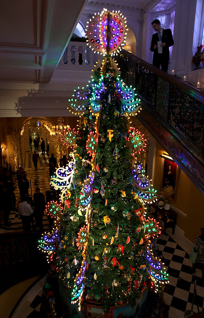 Claridge's Christmas Tree 2013, designed by Dolce & Gabbana 