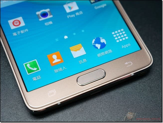 Samsung GALAXY Note4 開箱評測 – 全面進化的三星「真。年度旗艦機」