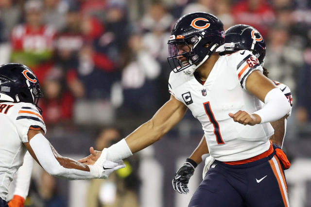 WATCH: Bears' post-game locker room celebration after win vs. Patriots