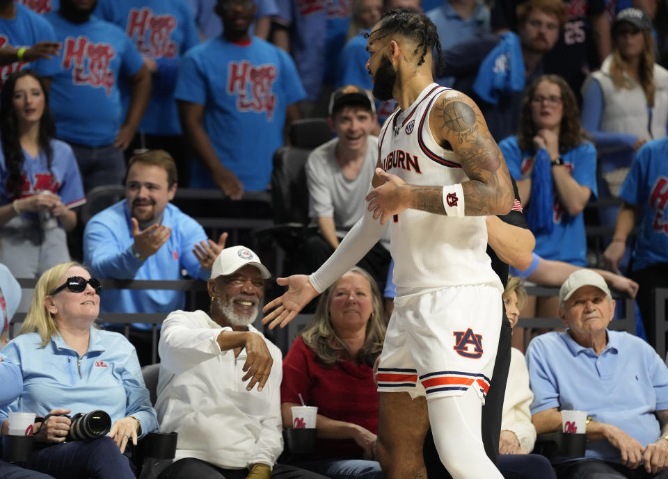 Johni Broome thought Morgan Freeman was just a random fan grabbing his jersey as he fell out of bounds on Saturday night.