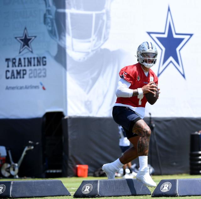 Dallas Cowboys training camp opens in Oxnard to big crowds, bigger