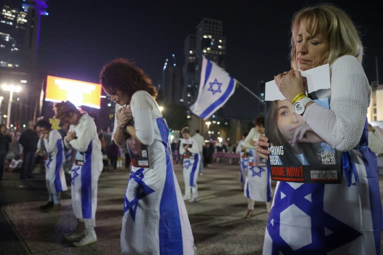 Manifestación para exigir el retorno de los rehenes capturados por Hamás el 7 de octubre en Israel, en Tel Aviv, el 24 de febrero de 2024 (JACK GUEZ)