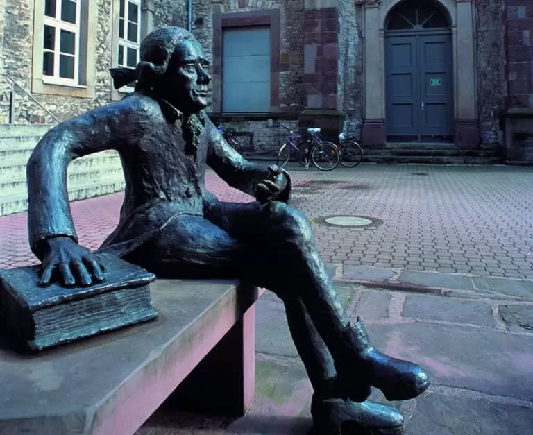 Estatua de Lichtenberg en la Universidad de Gotinga (Crédito: Marc Oliver Shulz)