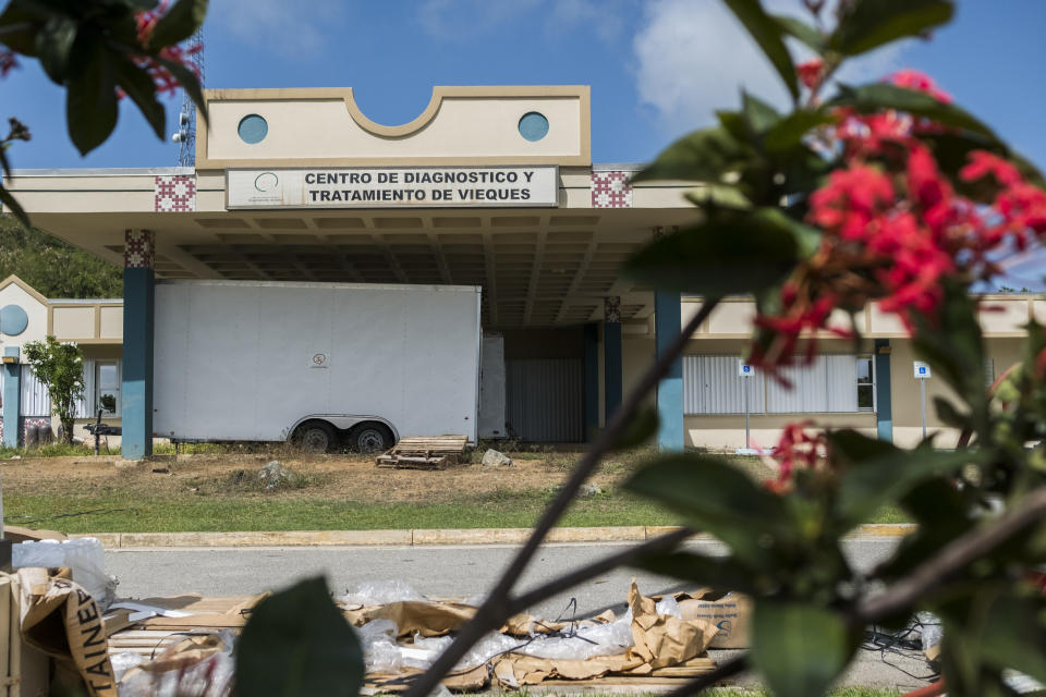The&nbsp;Diagnostic and Treatment Center in Vieques is closed due to hurricane damage, forcing its patients to go elsewhere. (Photo: Dennis M. Rivera Pichardo for HuffPost)