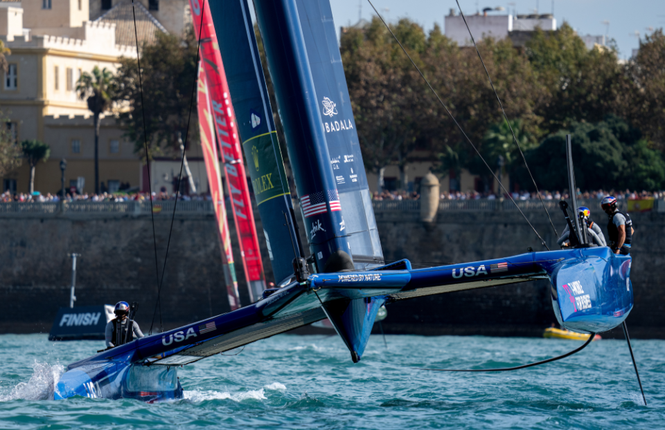 The US team won in light winds in Spain.