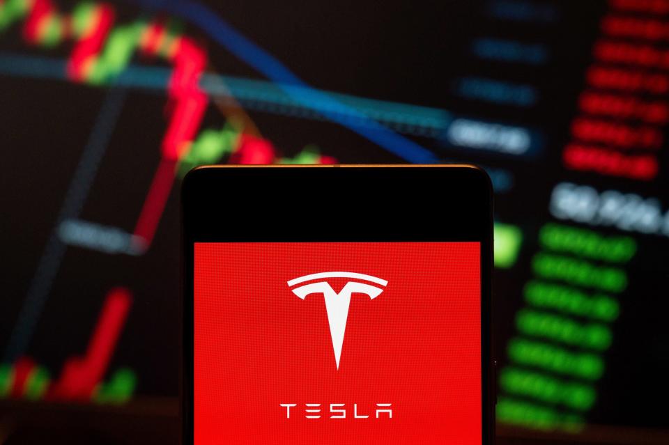 Tesla schnitt im vergangenen Quartal besser ab, als von Analysten vorhergesagt. - Copyright: picture alliance / ZUMAPRESS.com | Budrul Chukrut