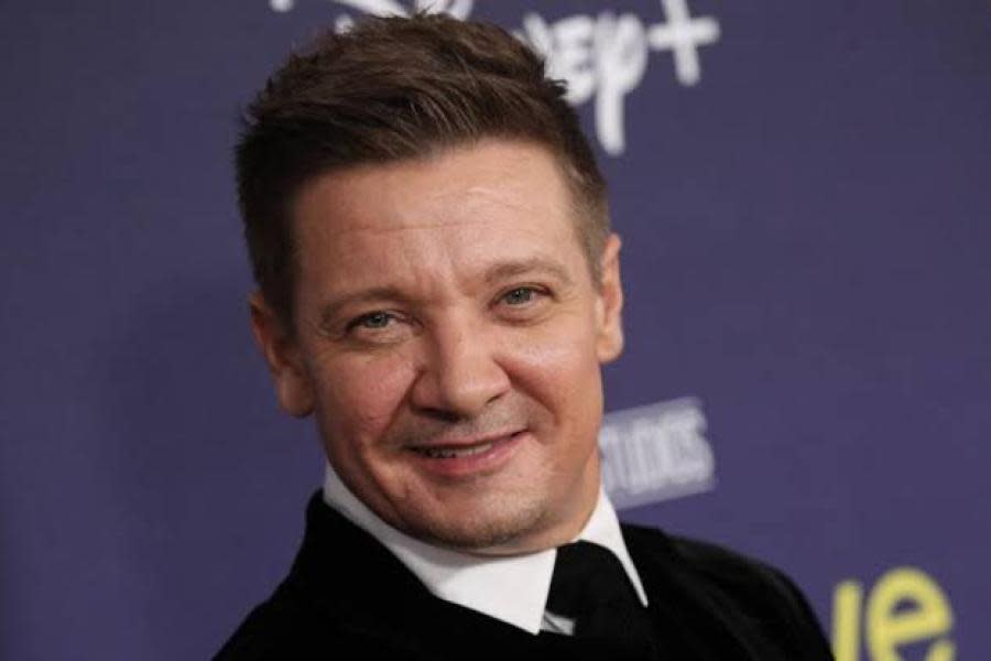 Jeremy Renner comparte video desde el hospital tras su accidente