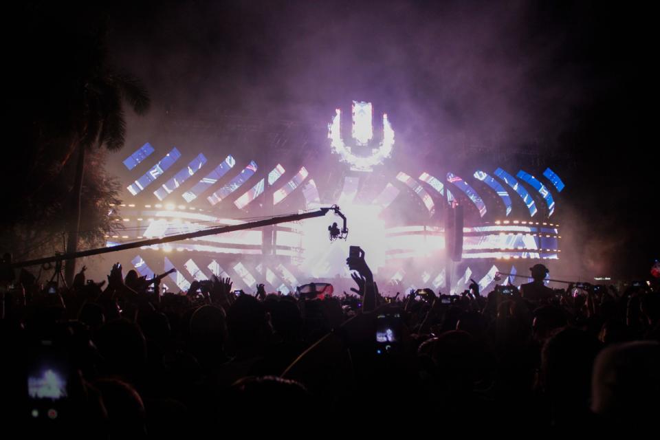 <p>Ultra Music Festival – Día 1. Crédito: Migue León http://instagram.com/miguesphotobook </p>