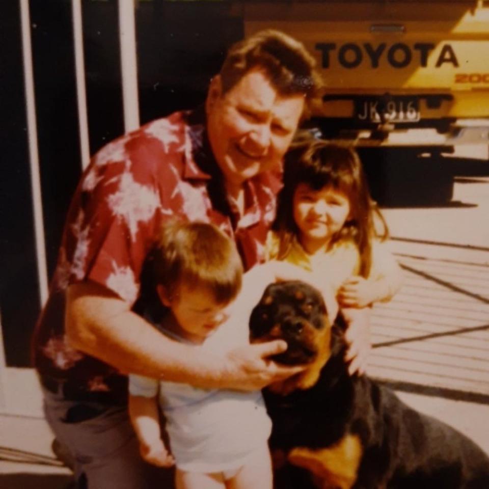 Miranda Kerr with brother Matt and grandfather Peter