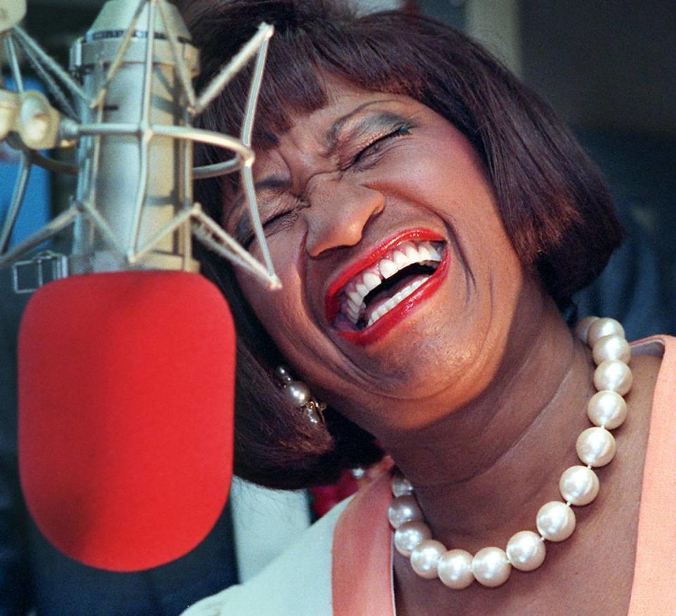 Celia Cruz recorrió el mundo con su música cubana y hoy su alegría y talento fueron captados en una moneda de Estados Unidos.