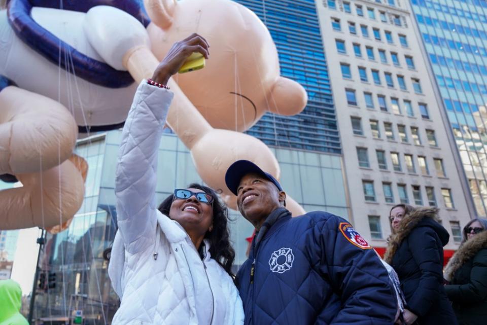 Mayor Adams attends the Macy’s Thanksgiving Day Parade with partner Tracey Collins. Benny Polatseck/Mayoral Photography Office