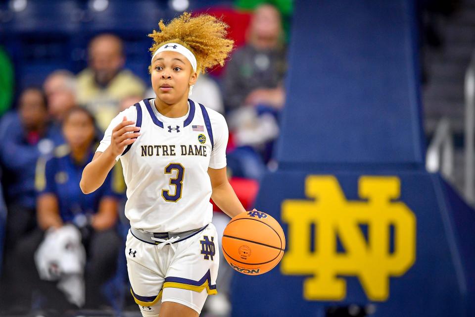 Notre Dame Fighting Irish guard Hannah Hidalgo (3) dribbles in the first half Monday, Oct. 30, 2023, at the Purcell Pavilion.