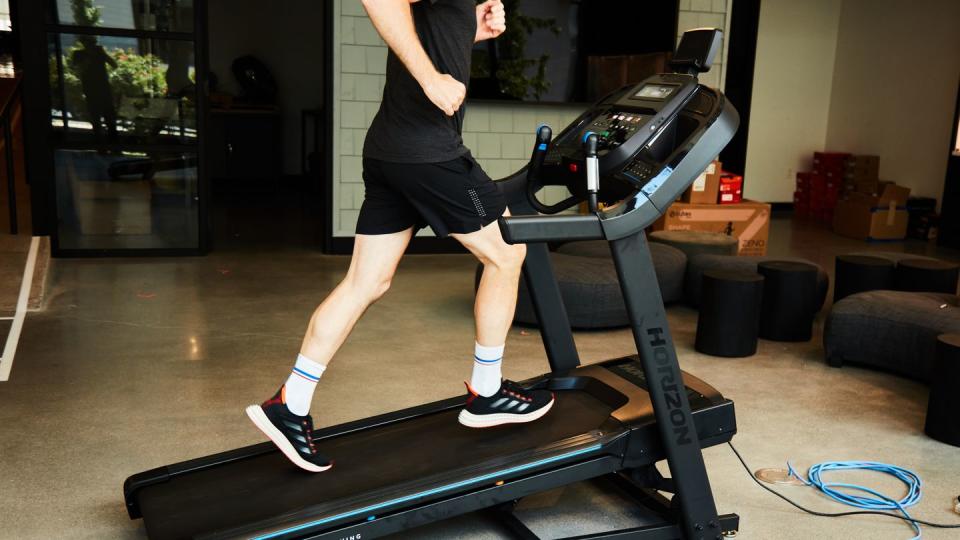 jeff dengate running on a treadmill that has an incline