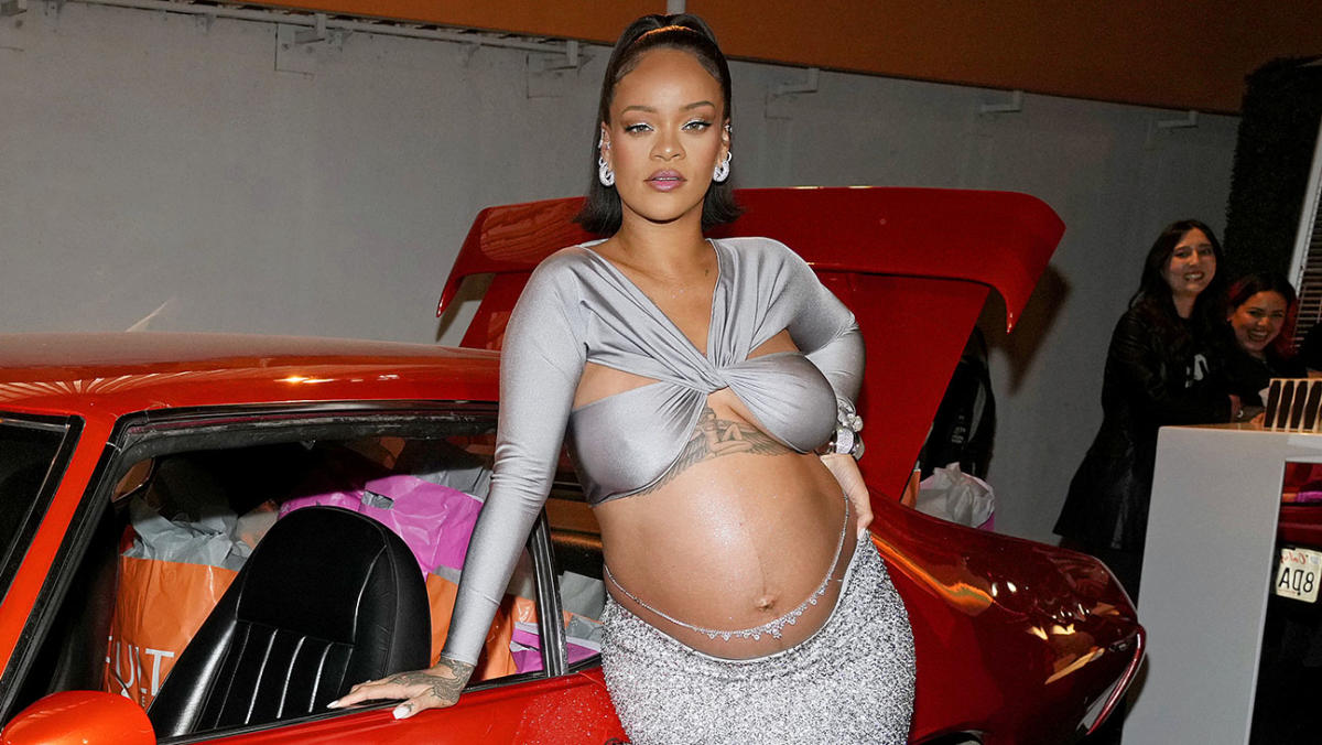 JW's career Rihanna gets a real BUMP from - PressReader