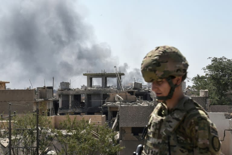 A US soldier is seen on June 21, 2017 in the city of Mosul, where he is part of a team advising Iraqi forces in their battle to retake the city from the Islamic State group