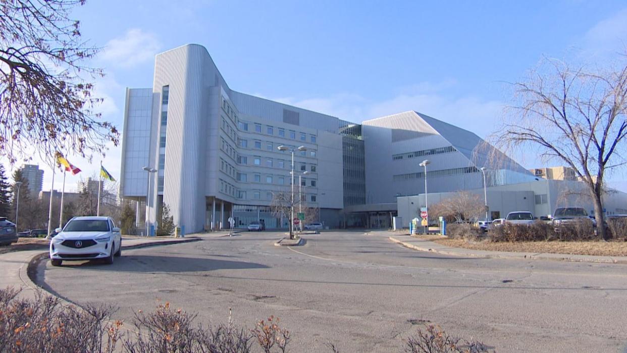 The head of Saskatchewan Union of Nurses says staff are seeing issues with the new software system being used for their payroll. (Travis Reddaway/CBC - image credit)