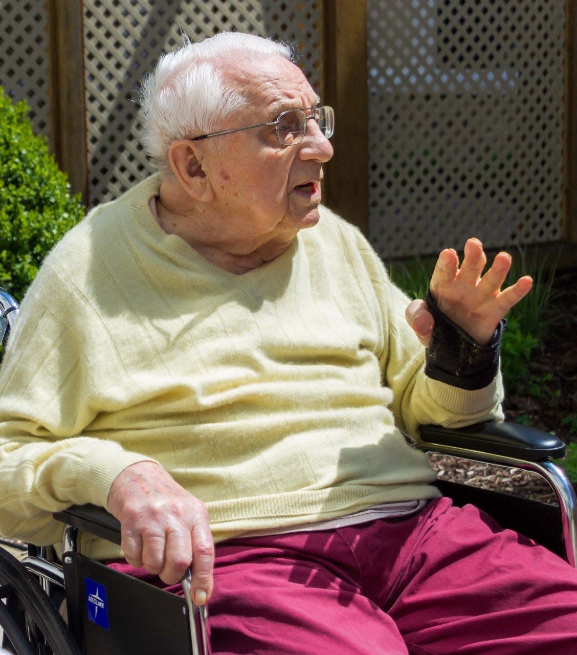 Ted Knap, a retired national political correspondent and Milwaukee native, tell stories at his home in the Shorehaven retirement community, Oconomowoc.