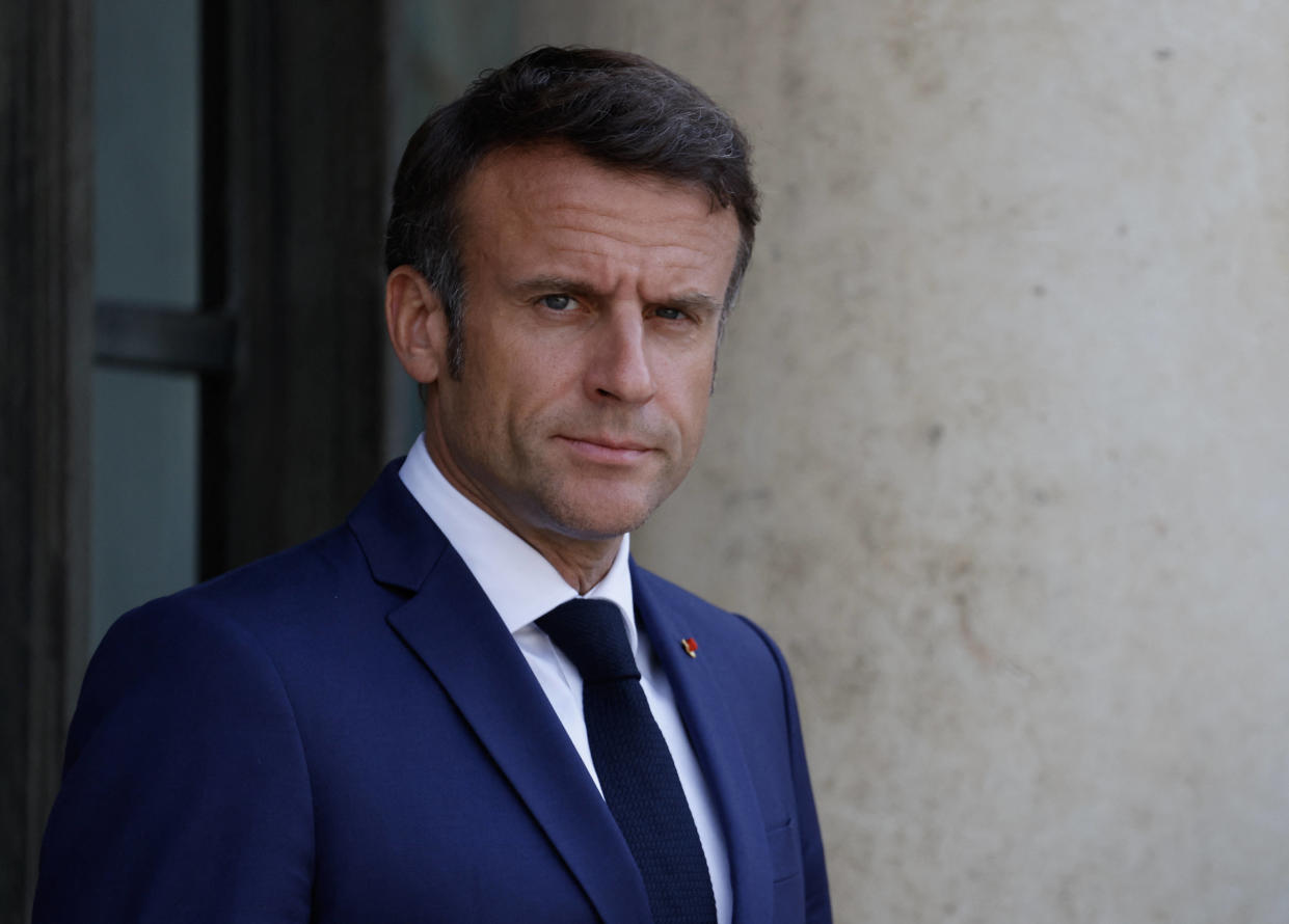 Emmanuel Macron, ici le 9 juin à l’Élysée, va faire entrer Missak Manouchian, héros de la Résistance, au Panthéon.