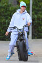 <p>Justin Bieber took a spin on his electric bike in a Beverly Hills neighborhood.</p>