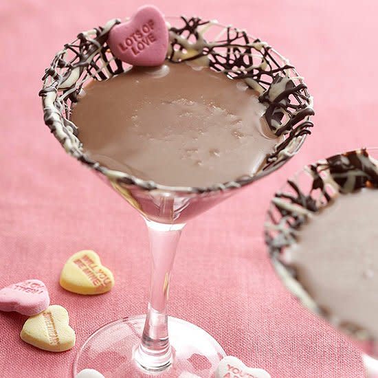 Sweeten your Valentine's Day with a scrumptious, romantic, or heart-shape dessert recipe. Whether your sweetie likes rich chocolate desserts, berry pies, or creme brulee, you're sure to win hearts with a delicious Valentine's Day dessert.