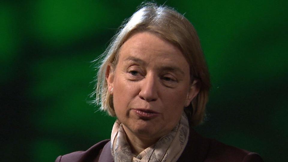 Green Leader Gives 'Excruciating' Interview