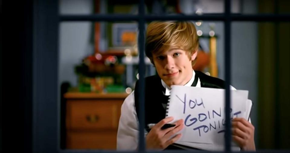 Lucas Till ("You Belong With Me")