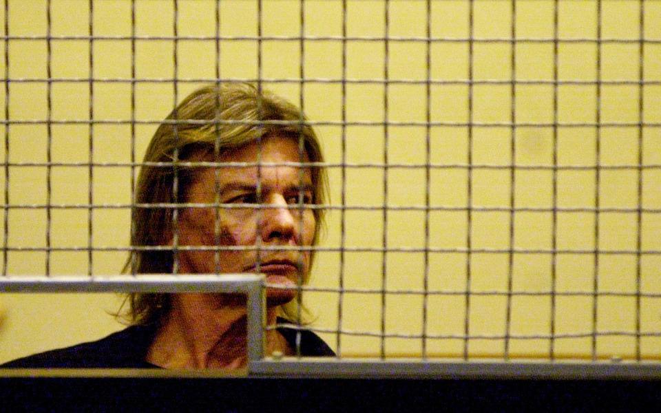 <p>Schon zu "Airwolf"-Zeiten litt Jan-Michael Vincent unter seiner Alkoholsucht. Im Jahr 2000 (Bild) wurde er wegenTrunkenheit am Steuer zu 60 Tagen Haft verurteilt. Bei einem Unfall im Jahr 2012 verlor er sein rechtes Bein. Seine tragische Geschichte fand 2019 ein Ende: Vincent starb im Februar im Alter von 73 Jahren an Herzversagen. (Bild: David McNew /Newsmakers)</p> 