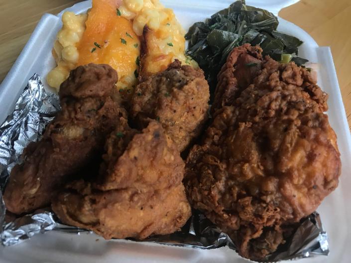 Fried chicken, collard greens and macaroni and cheese are on the menu at NuNu&#39;s Sweet Soul Food in Fort Pierce.