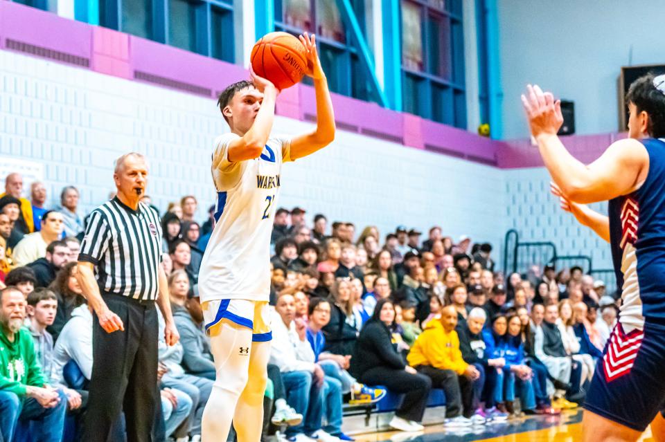 Wareham's Diego Mello gets a good look at the basket.