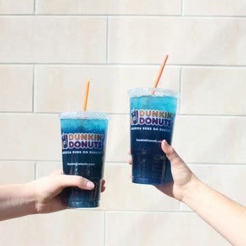 The city Health Department’s first-in-the-nation edict will mean labels warning on food and drinks with more than 50 grams of added sugar, including frozen coffee drinks, fountain sodas and even hot chocolate. Dunkin Donuts
