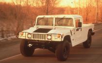 <p>Military versions all used an underpowered 6.2-liter V-8, as did early civilian H1s. In 1996, H1s received stronger engines—either a 5.7-liter V-8, a normally aspirated 6.5-liter diesel, or a 6.5-liter turbo-diesel with 195 hp and 430 lb-ft of torque.</p>