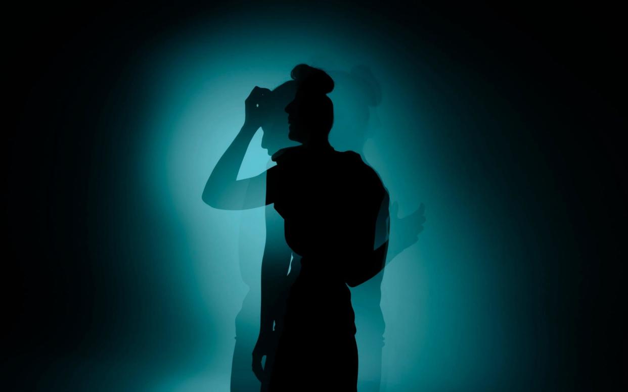 silhouette - Digital Vision
