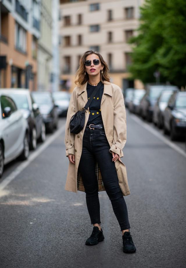 These 11 Outfit Ideas Will Prove Black Jeans Are the Most Versatile Item in  Your Wardrobe