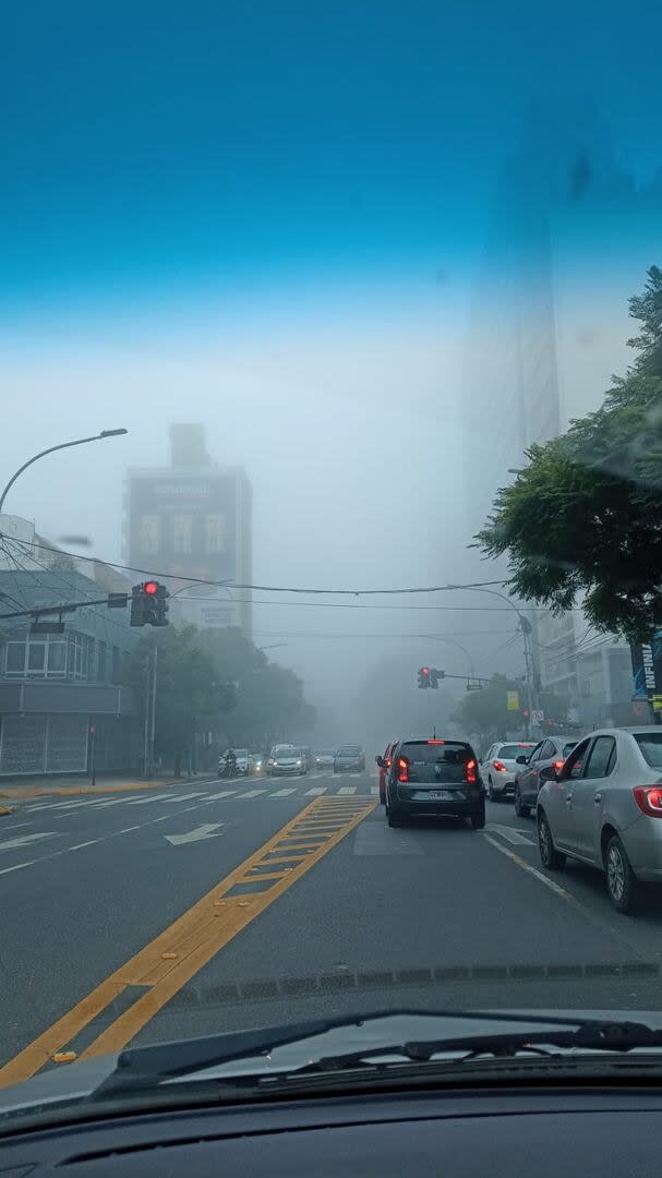 Una imagen del fenómeno climático en la Avenida del Libertador, en Vicente López