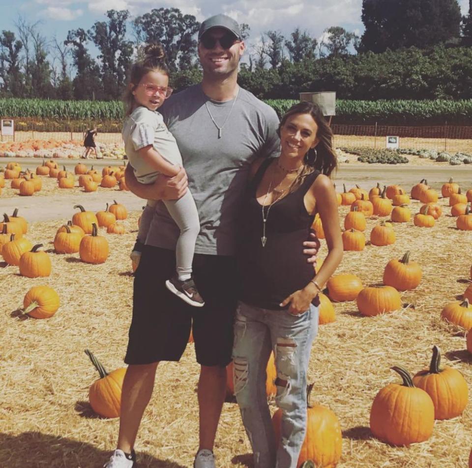 Jana Kramer Slams Body Shamers Criticizing Her Post-Baby Body