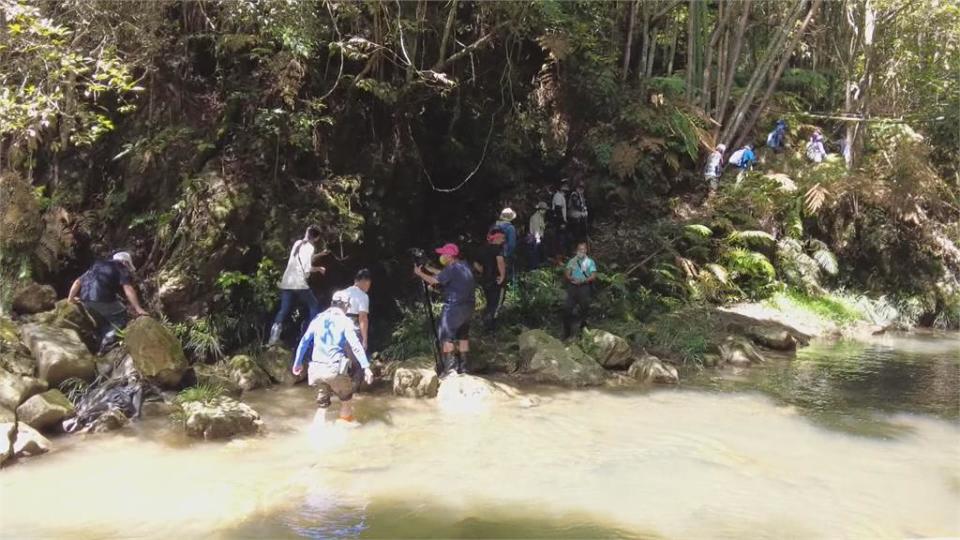 埔里秘境「水上瀑布」需溯溪　居民盼修橋串聯