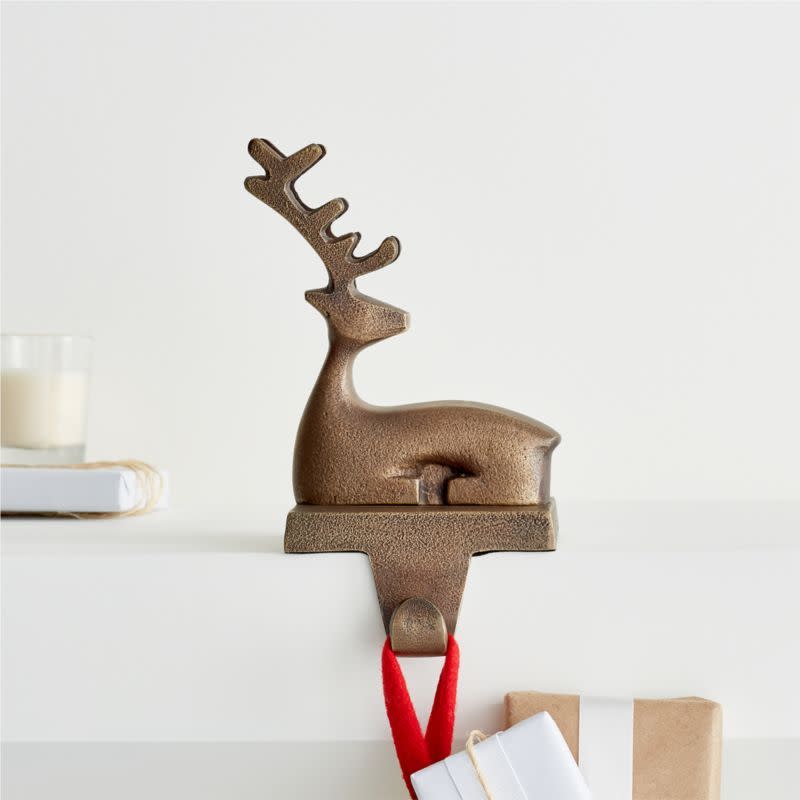 16) Brass Sitting Reindeer Stocking Hook