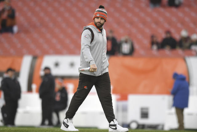 Browns trading QB Mayfield to Panthers