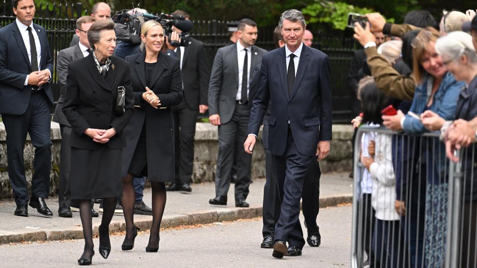 Princess Anne and Zara Tindall meet mourners after the Queen's death