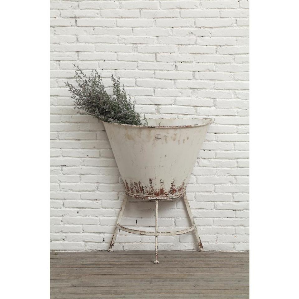 White Metal Wall Planter