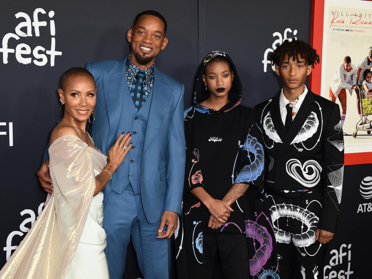 Jaden Smith Reveals How Much Weight He's Gained Since Doctor Told Him About  His Nutritional Deficiencies: Photo 4682131, Jada Pinkett Smith, Jaden  Smith, Willow Smith Photos