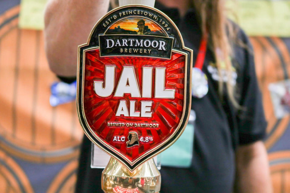 <p>Jail Ale is served at the Great British Beer Festival, August 8, 2017 in London, England. (Photo: Amer Ghazzal/REX/Shutterstock) </p>